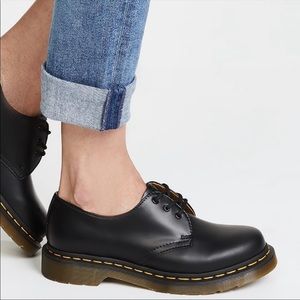 Dr Martens 1461 3 Eye Gibson in Black 8